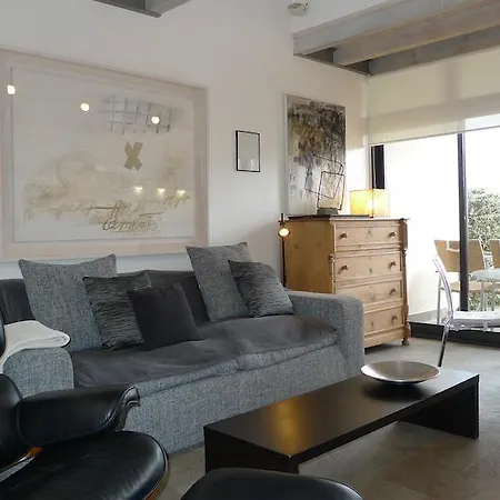 Aparthotel De Cue 3*